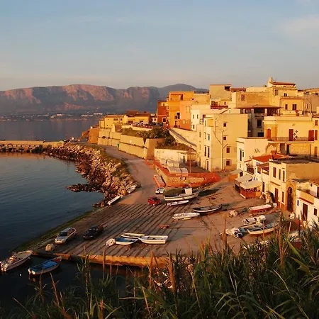 Mare Trappeto Trappeto (Sicily)